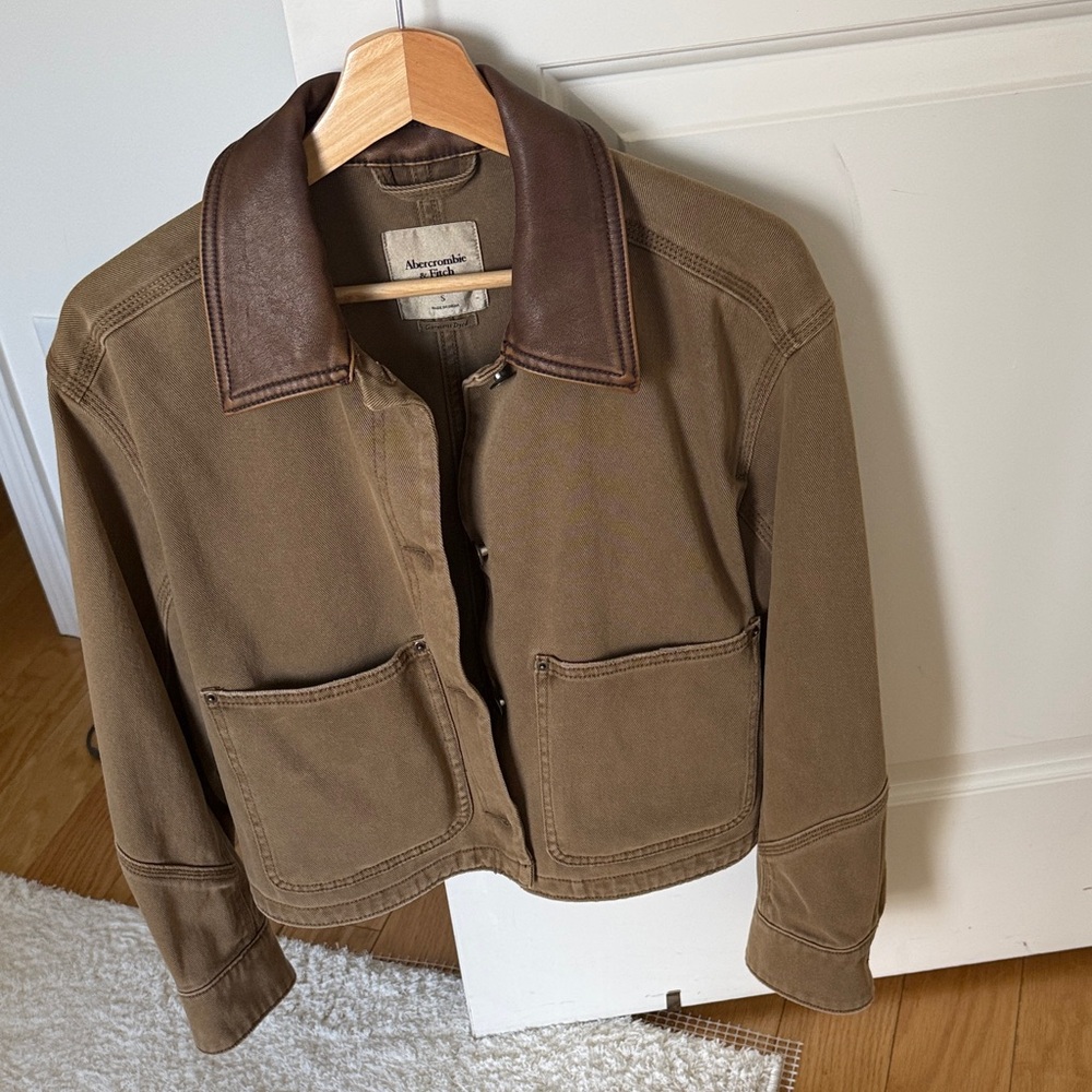 Abercrombie barn jacket
